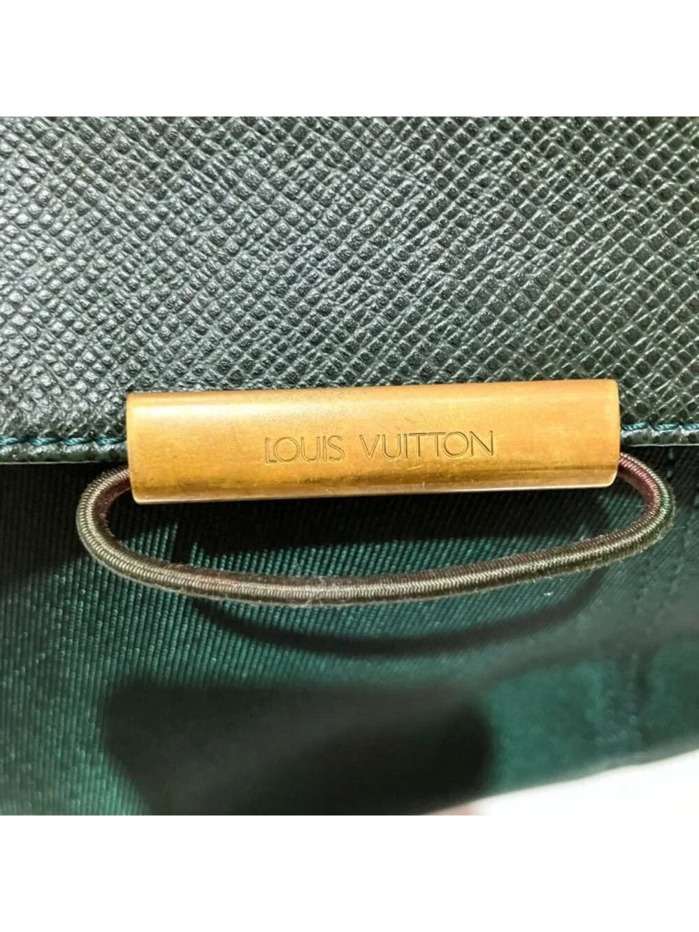 Louis Vuitton Victor Taiga Shoulder Bag Leather